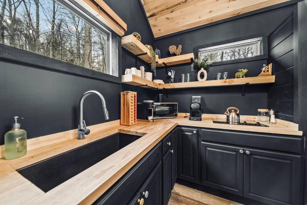 Honeymoon Couples Cabin Secluded, Hot Tub, Views Sevierville Buitenkant foto